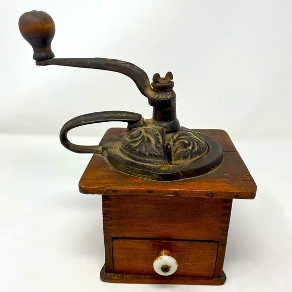 Vintage Wood Coffee Grinder Mill Box + Drawer with Hand Crank - Picture 1 of 8